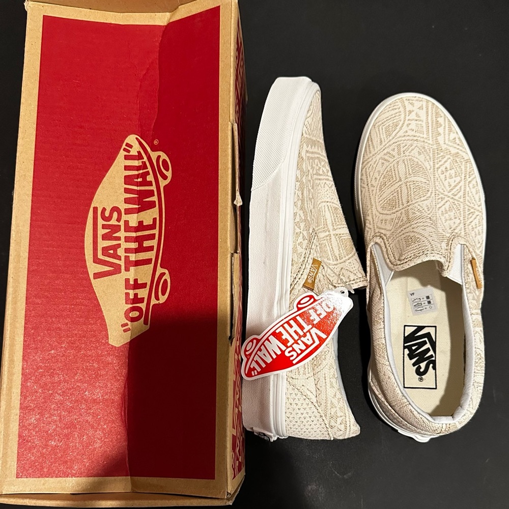 Slip on Vans *SOLD*